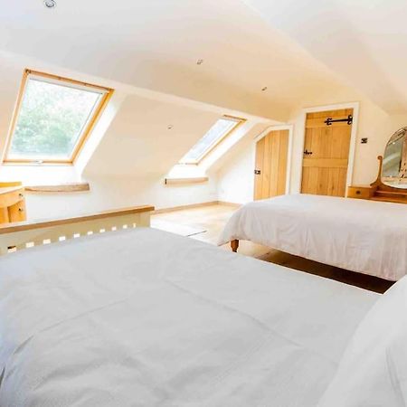 Four Bed Barn Conversion Junction 37 38 M1 Barnsley Zewnętrze zdjęcie