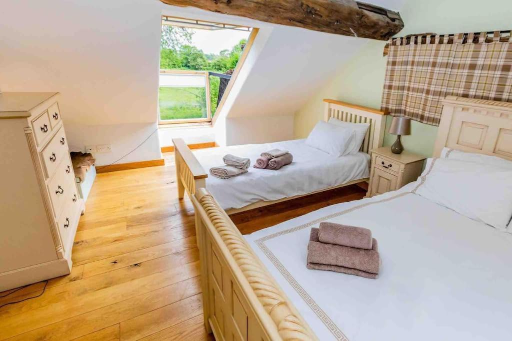 Four Bed Barn Conversion Junction 37 38 M1 Barnsley Zewnętrze zdjęcie